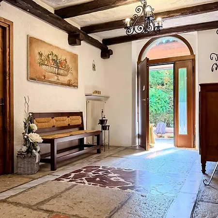 Al - Ponte Nelle Alpi, Lizzona Villa